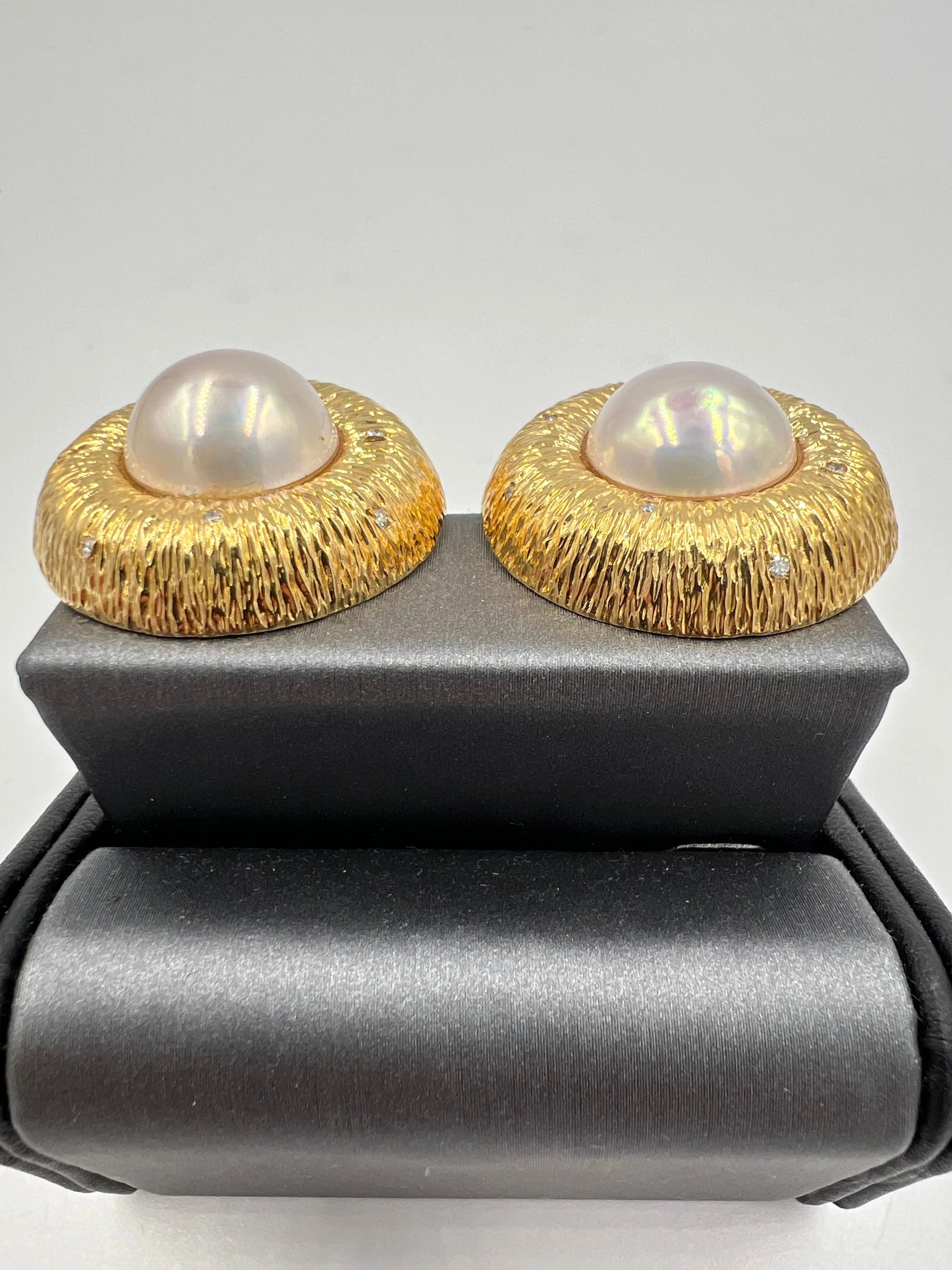 1990s Mabe Pearl Diamond 18k Yellow Gold Earrings