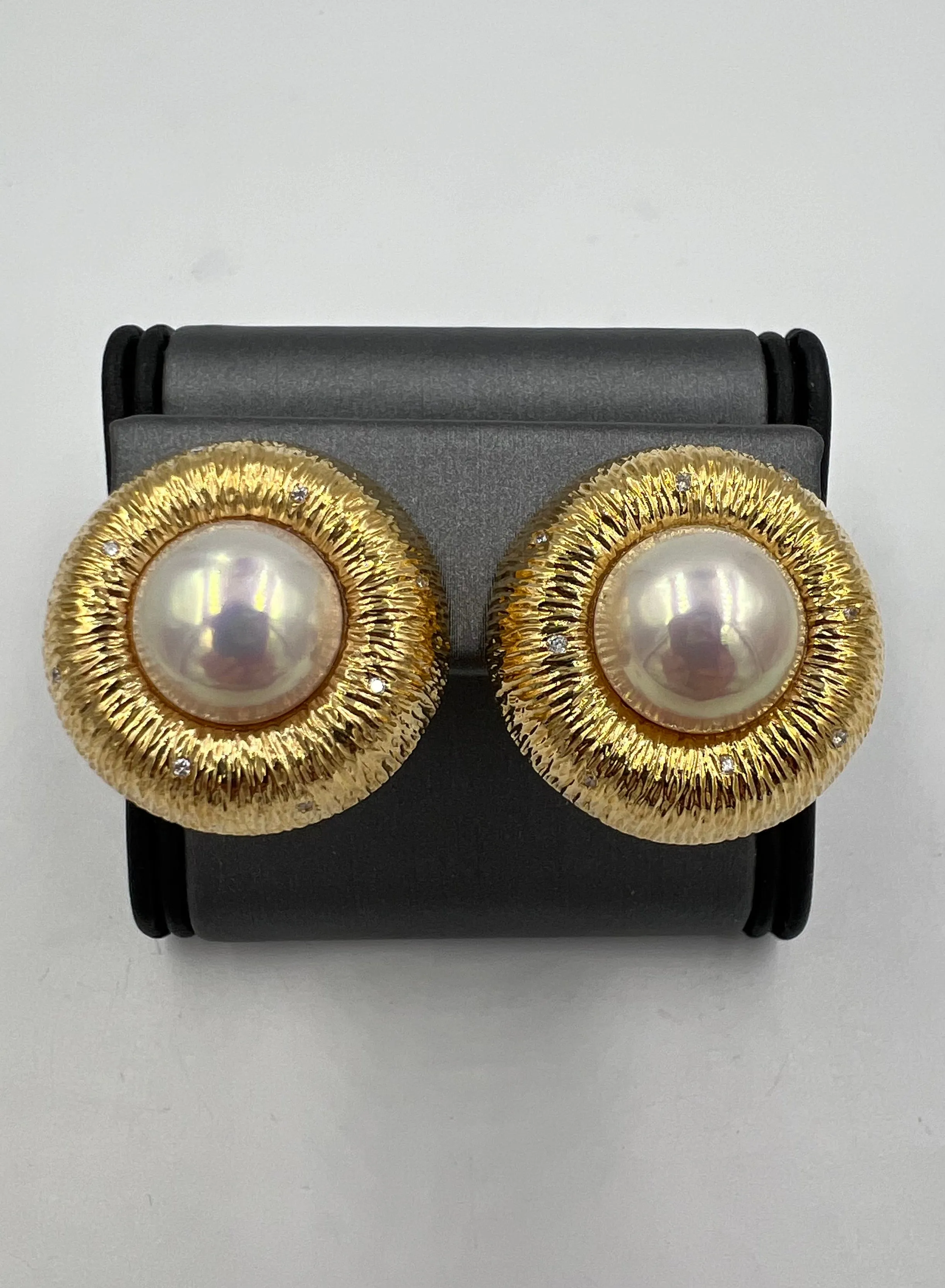 1990s Mabe Pearl Diamond 18k Yellow Gold Earrings