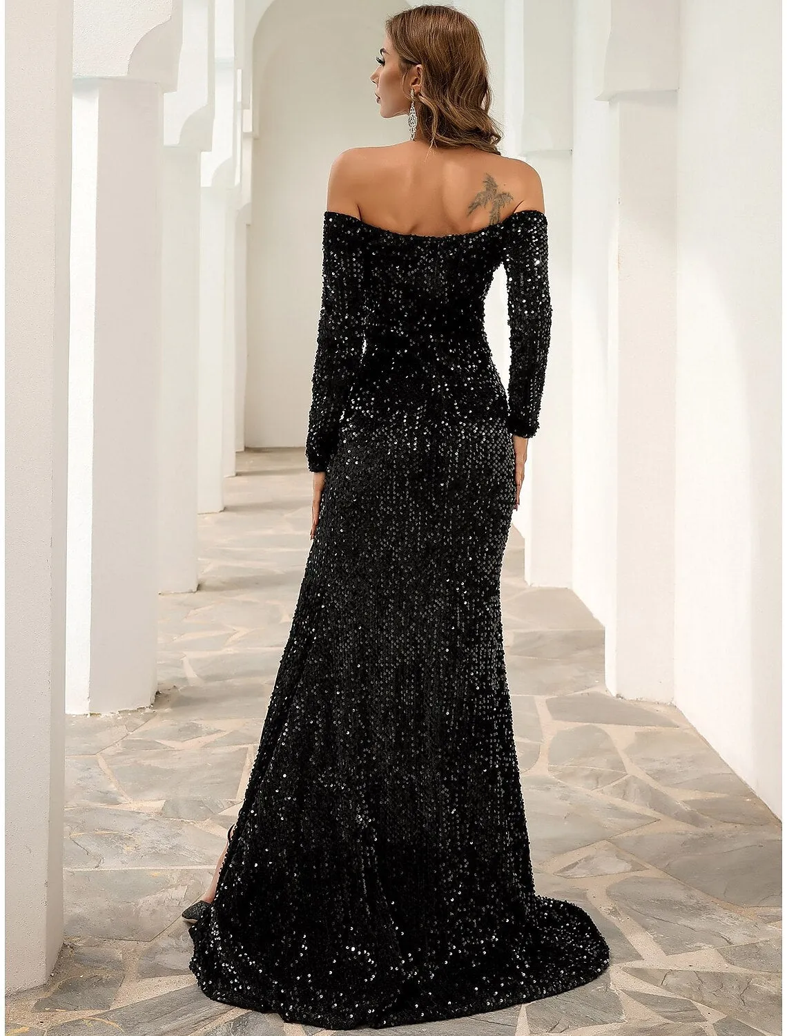 A-Line Evening Gown Sparkle & Shine Dress Formal Fall Sweep / Brush Train Long Sleeve Off Shoulder Velvet with Sequin Slit