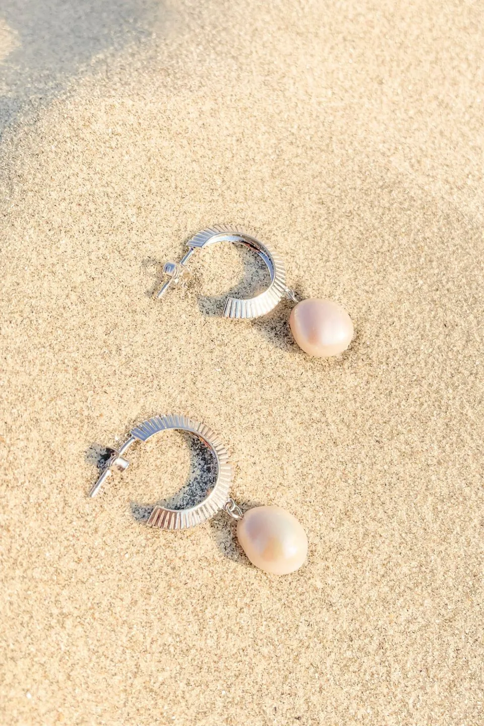 Aada Pearl Silver Hoop Earrings