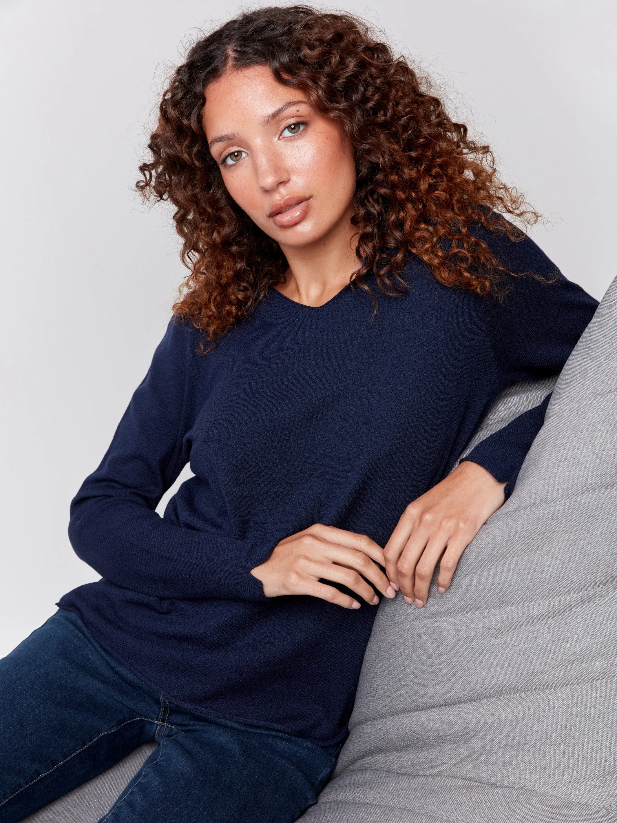 Basic V-Neck Sweater - Navy