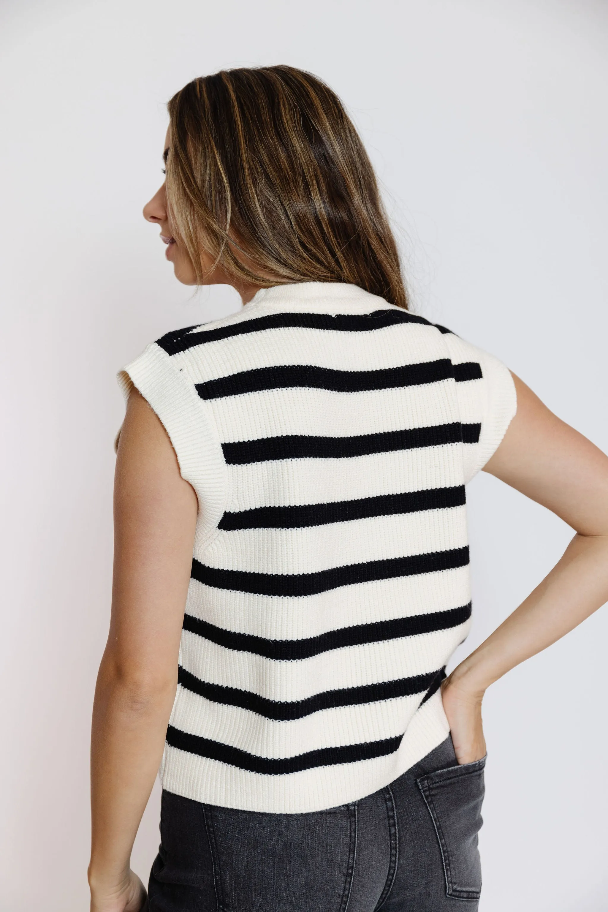 Becka Sweater Vest in Cream/Black