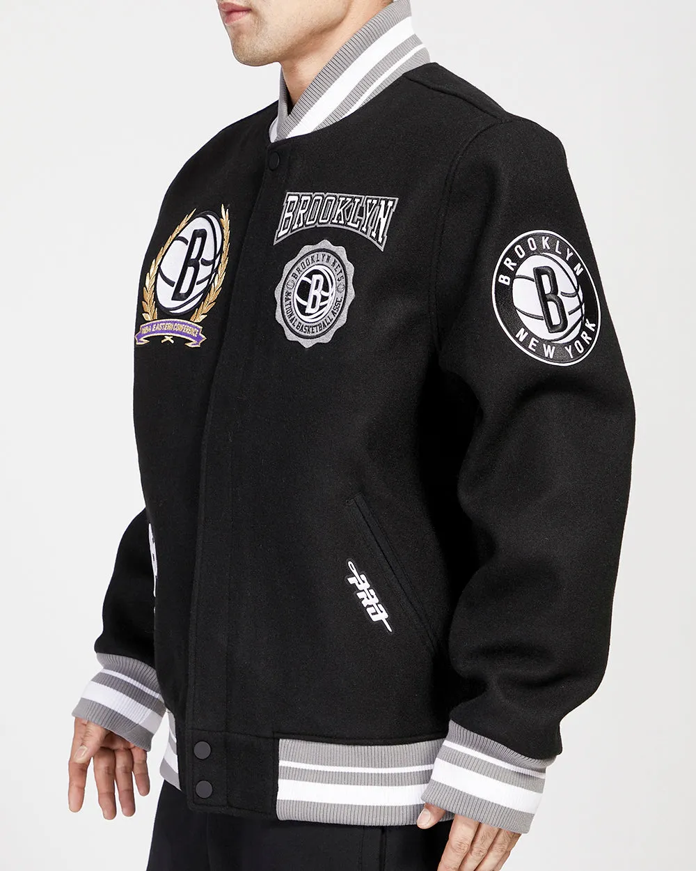 BROOKLYN NETS CREST EMBLEM RIB WOOL VARSITY JACKET (BLACK)