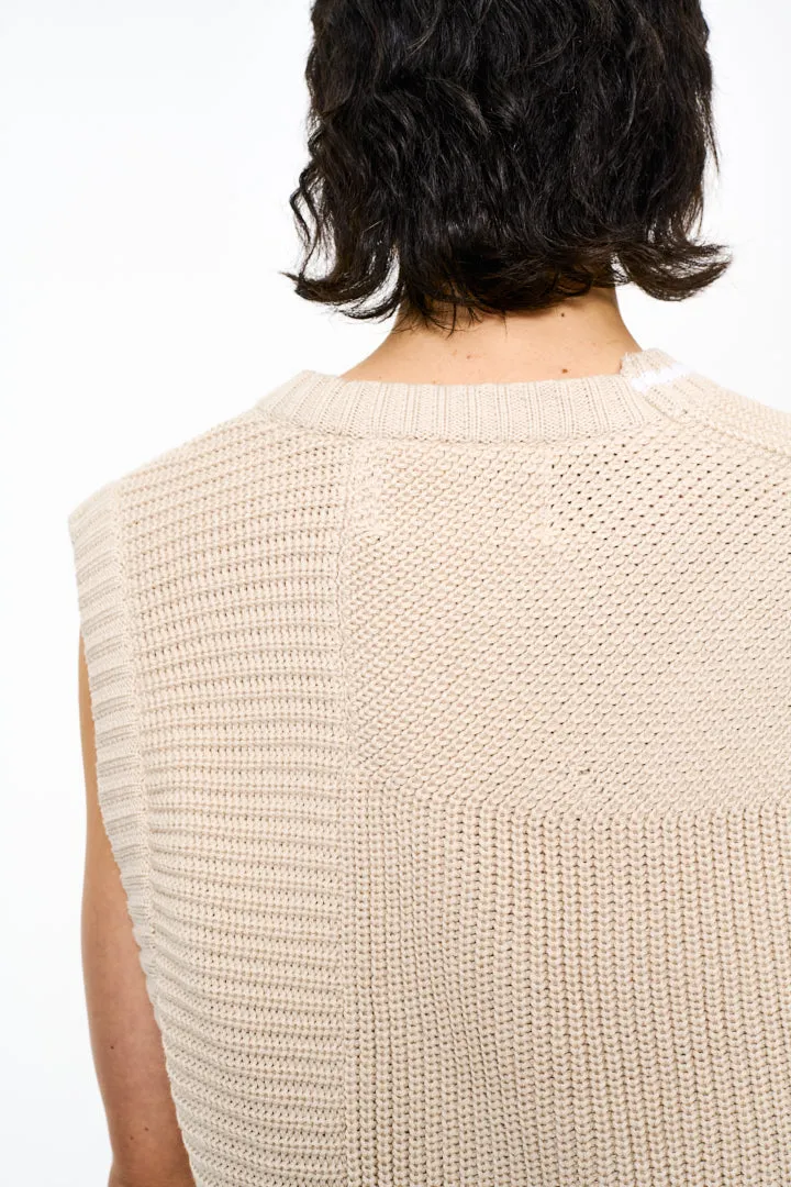 CC Knit Vest Beige