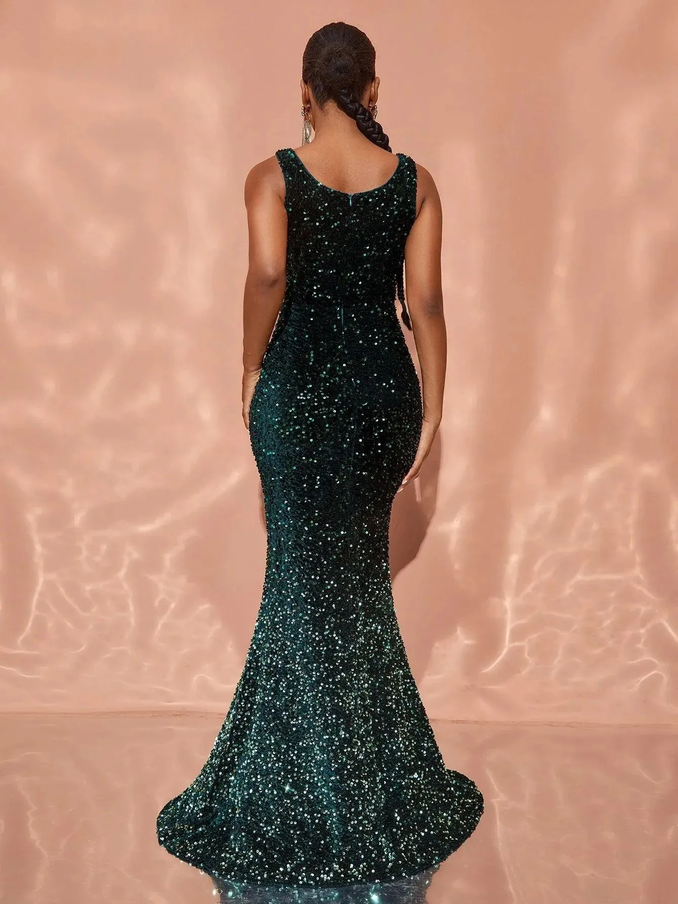 Chic Square Neck Ombre Sequin Mermaid Dress