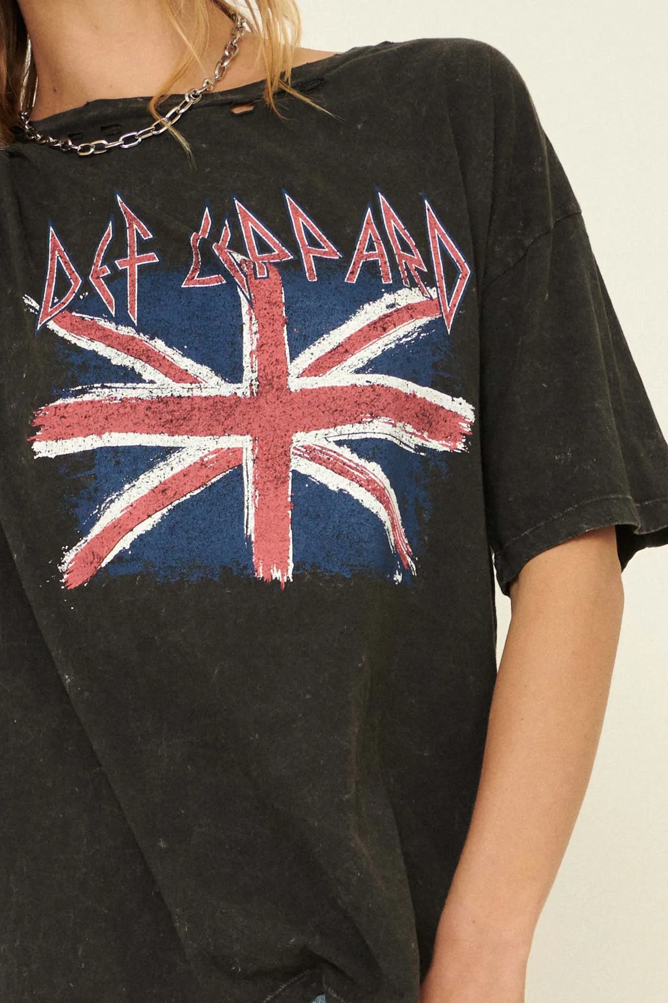 Def Leppard Union Jack Distressed Graphic Tee