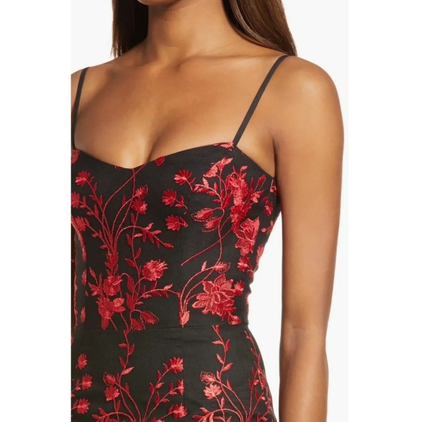 Dress the Population Cantrelle Sweetheart Floral Embroidered Slip Dress