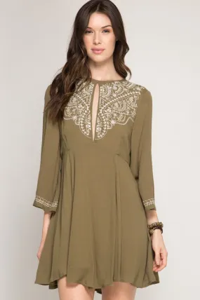 Dress W/ Bohemian Embroidery & Keyhole