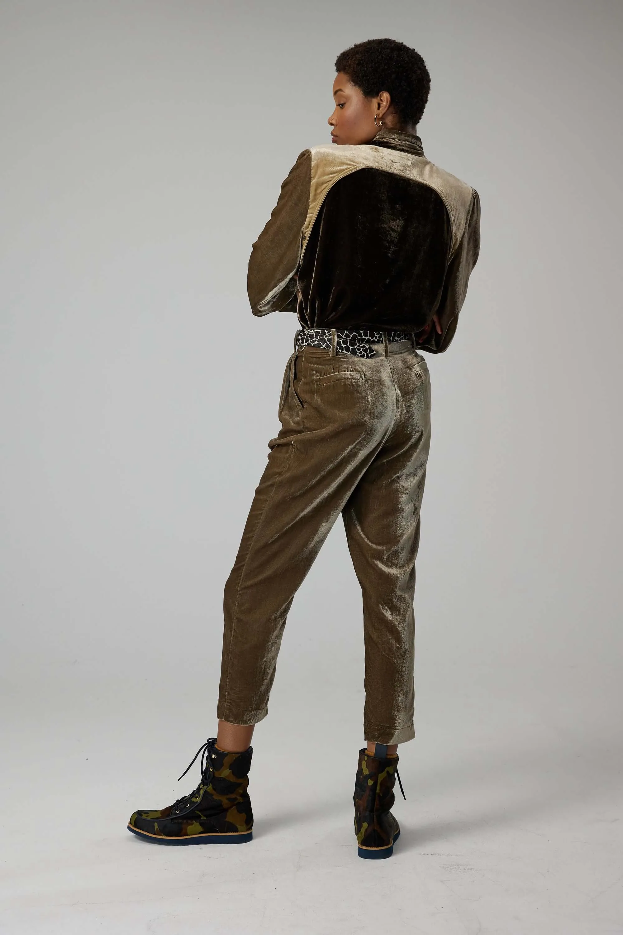 Gabriel pants in bark velvet