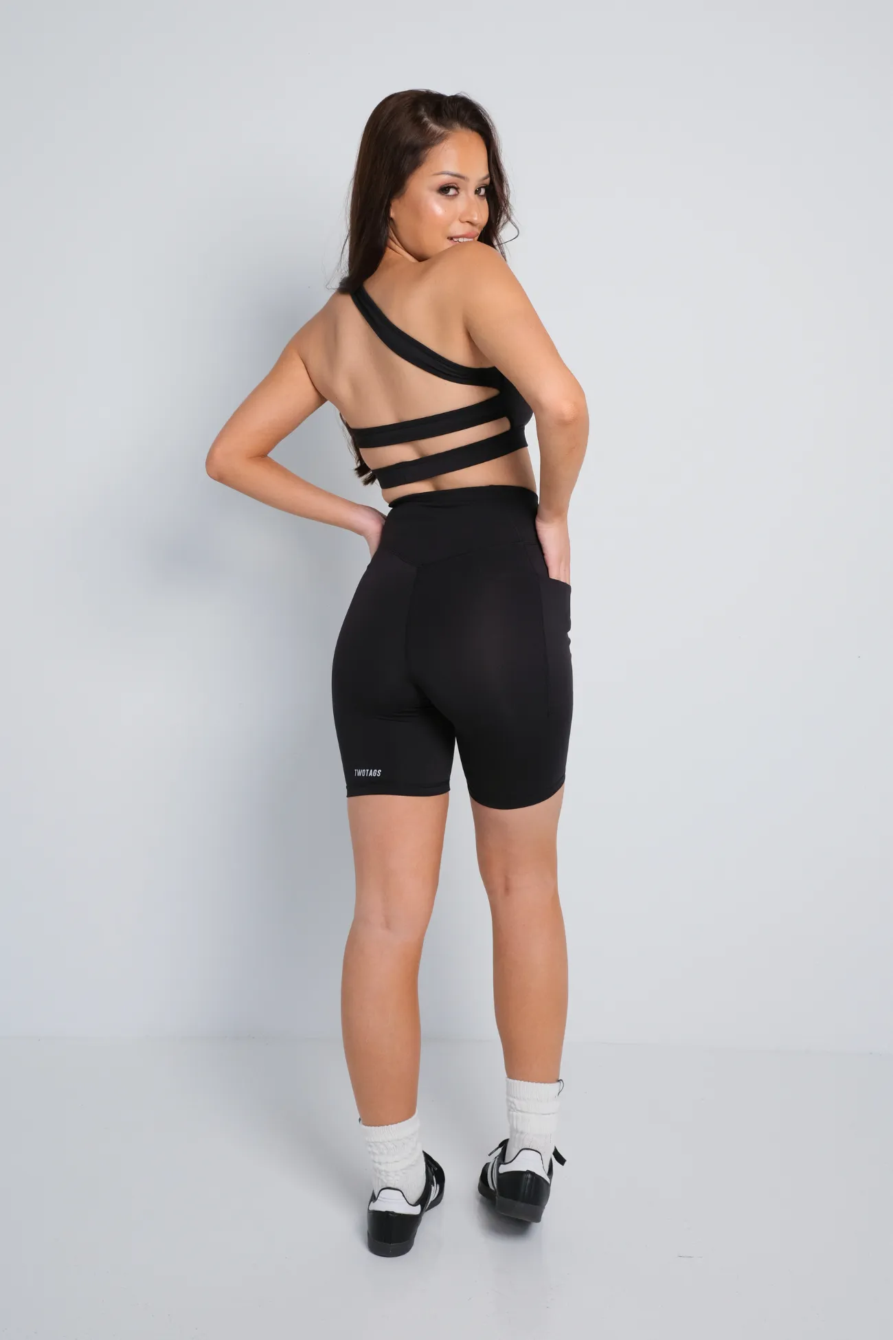 Movement One Shoulder Sports Bra - Black