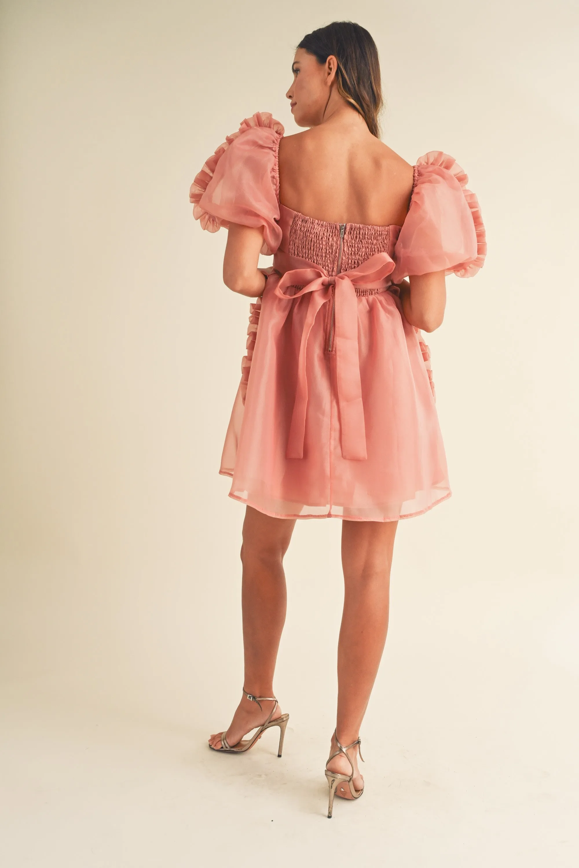 RUFFLE DETAIL MINI DRESS IN MAUVE